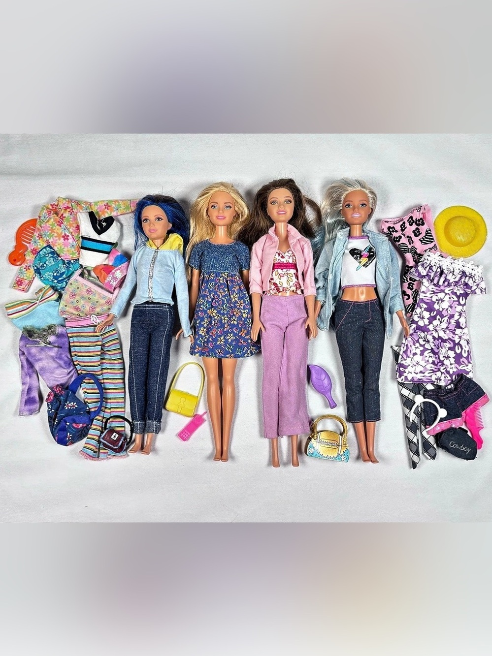 Barbie Doll & Fashion Lot – 4 Dolls + Clothing & Accessories 💖
